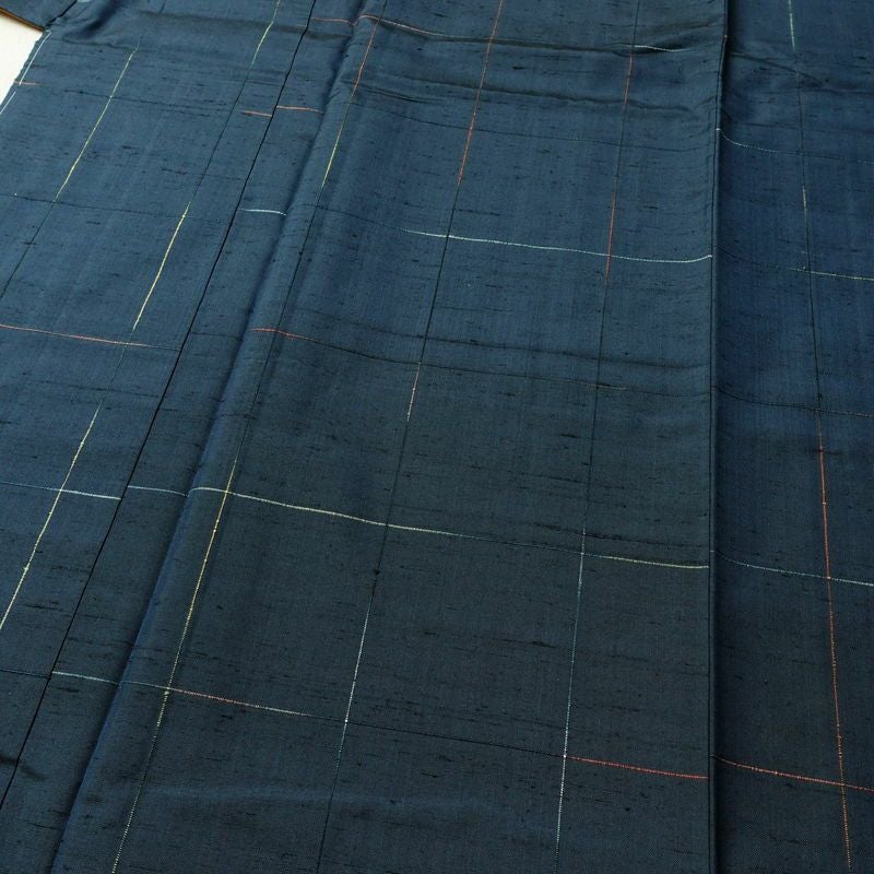 塩沢紬 紬 しつけ糸付き 正絹 チェック・格子柄 袷仕立て 身丈164cm 裄丈65cm つむぎ 塩澤紬 着物 青・紺_画像5