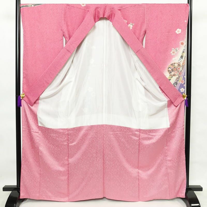 振袖 良品 正絹 花柄 袷仕立て 身丈166.5cm 裄丈69.5cm 箔 金彩 着物 成人式 二十歳の集い ピンク_画像3