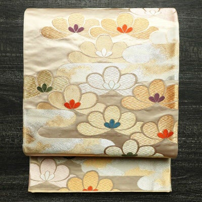 袋帯 六通柄 フォーマル用 正絹 古典柄 箔 金糸 帯 ベージュ