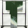 訪問着 良品 落款入り 手描き縮緬 一つ紋付き 正絹 花柄 袷仕立て 身丈160.5cm 裄丈67cm フォーマル 着物 緑・うぐいす色_画像2