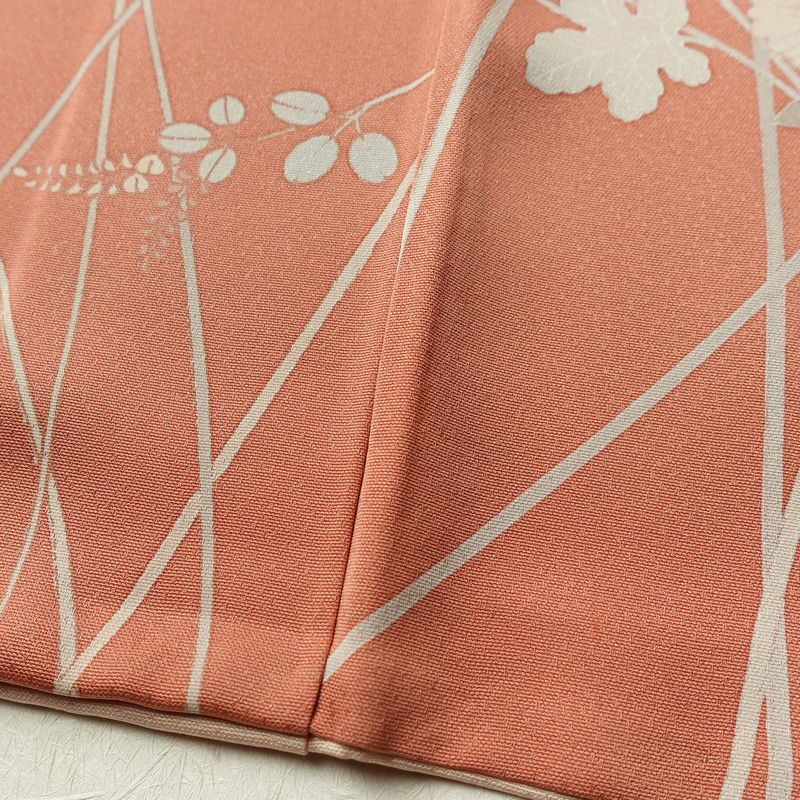 訪問着 金駒刺繍 正絹 古典柄 袷仕立て 身丈160cm 裄丈63cm 箔 共八掛 金彩 フォーマル 着物 ピンク_画像9