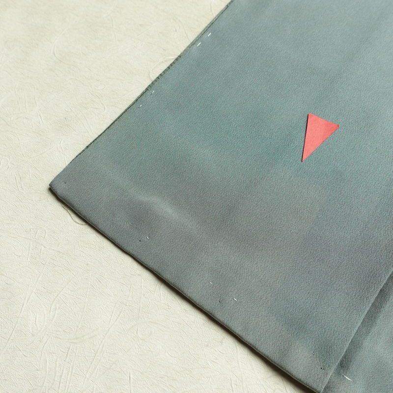 小紋 しつけ糸付き 縮緬 総柄 正絹 チェック・格子柄 袷仕立て 身丈168cm 裄丈68cm 着物 緑・うぐいす色_画像19