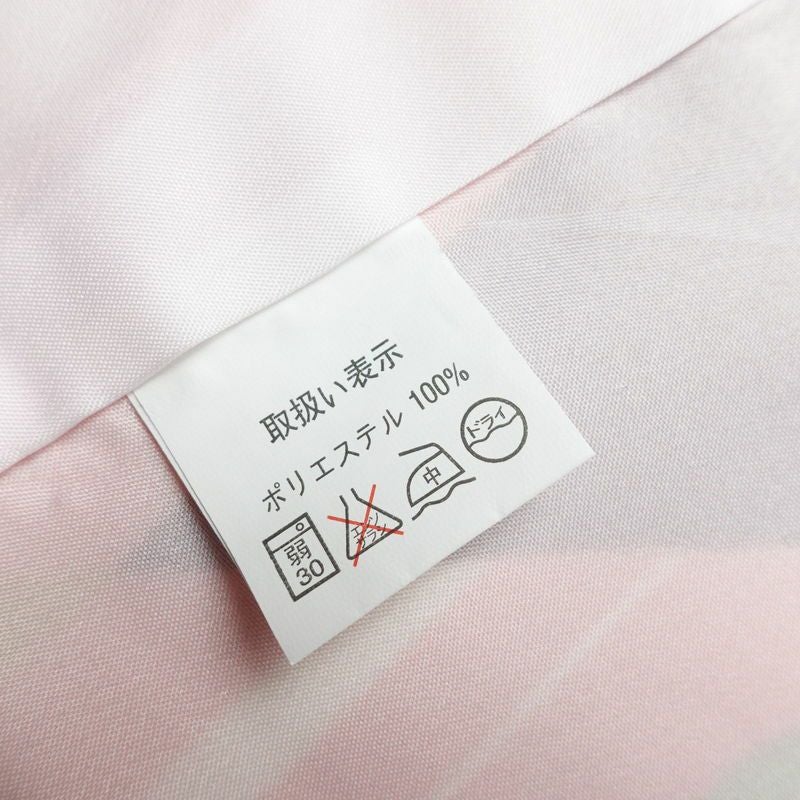 二尺袖・小振袖 美品 しつけ糸付き ポリエステル 幾何学柄・抽象柄 袷仕立て 身丈112cm 裄丈69.5cm 多色使い_画像19