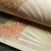 袋帯 六通柄 フォーマル用 正絹 古典柄 箔 金糸 扇子 帯 クリーム_画像7