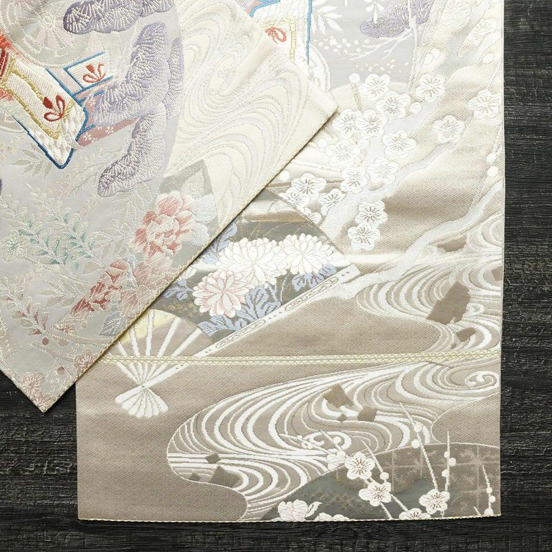 袋帯 プラチナ箔 翔鶴吉祥錦 六通柄 フォーマル用 正絹 古典柄 扇子 御所車 金糸 帯 金・銀_画像11