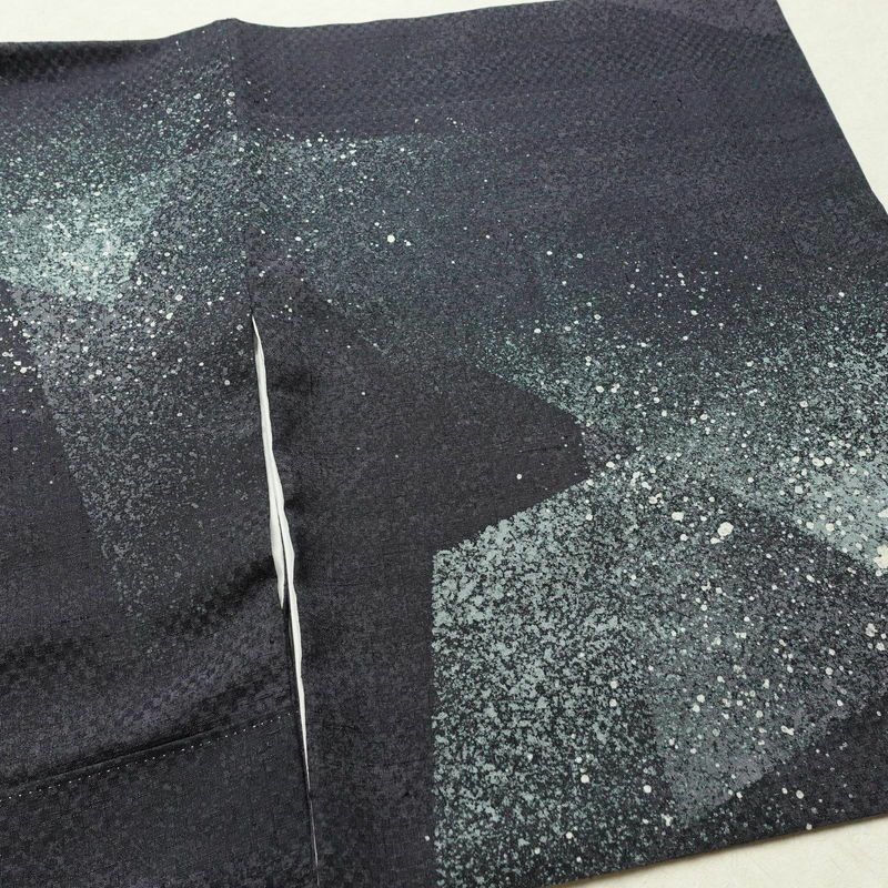 訪問着 良品 落款入り 紬地 正絹 幾何学柄・抽象柄 袷仕立て 身丈165.5cm 裄丈68cm 共八掛 洒落 着物 青・紺_画像13