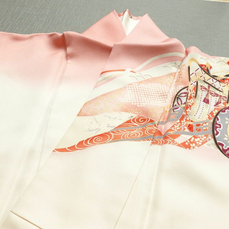 振袖 正絹 古典柄 袷仕立て 身丈158.5cm 裄丈64cm 箔 金彩 御所車 アンティーク風 着物 ピンク_画像16