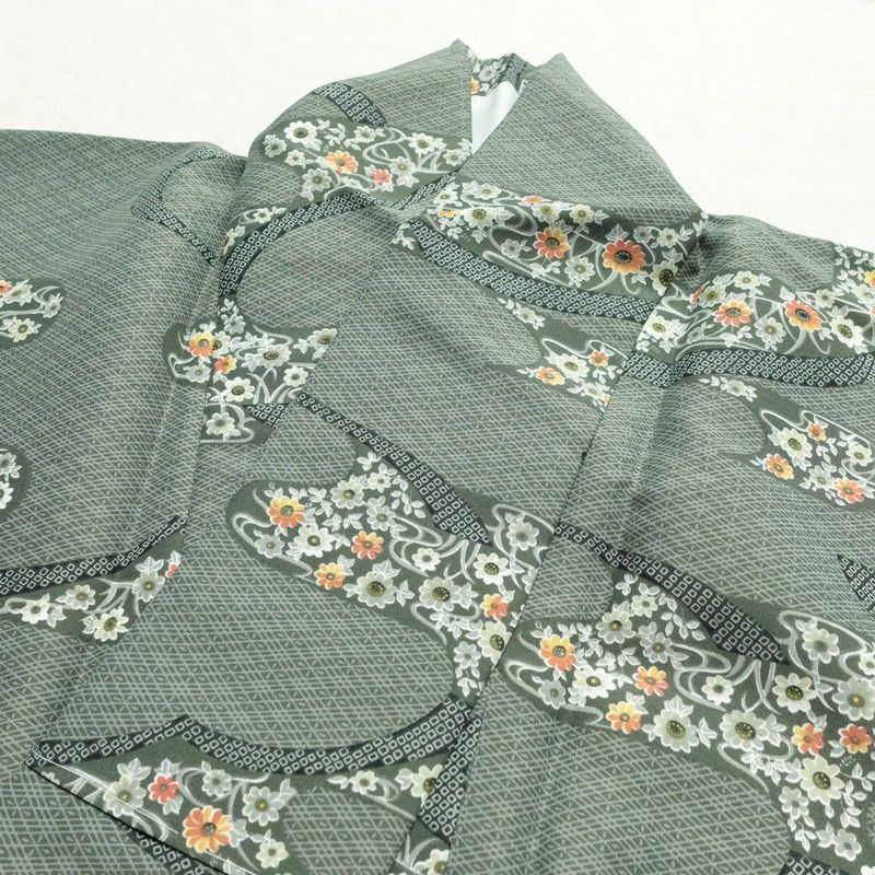 小紋 しつけ糸付き ポリエステル 古典柄 袷仕立て 身丈167cm 裄丈68.5cm 花 着物 緑・うぐいす色_画像15