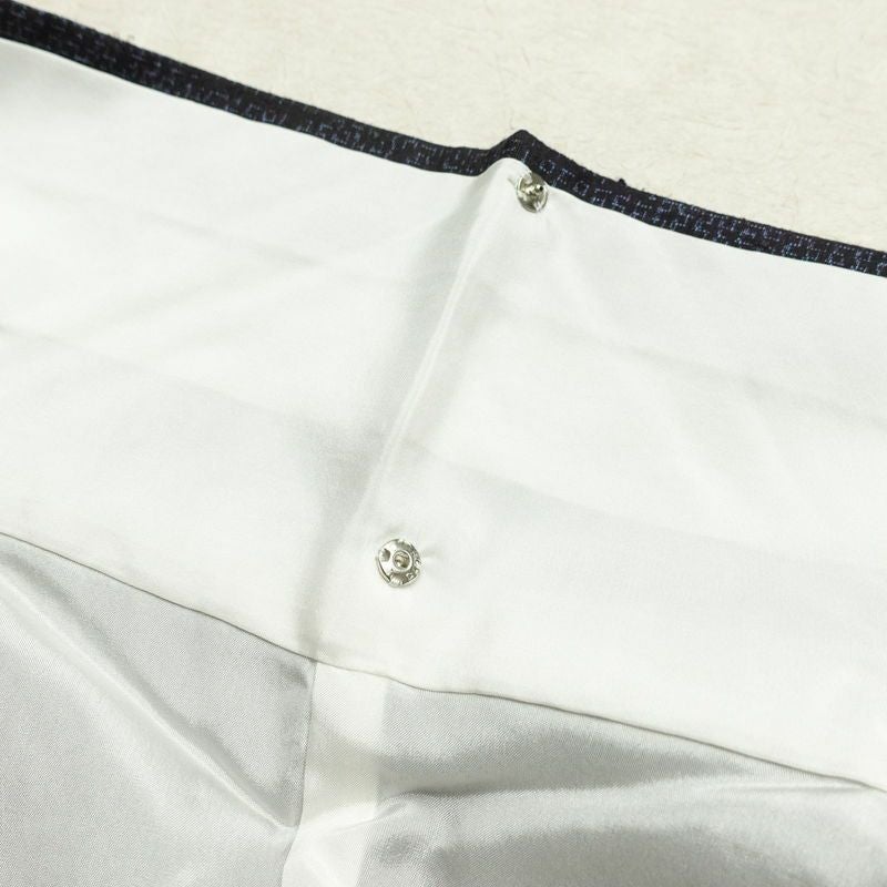 紬 良品 しつけ糸付き 正絹 立涌 菊 古典柄 袷仕立て 身丈158.5cm 裄丈65cm 青・紺_画像18