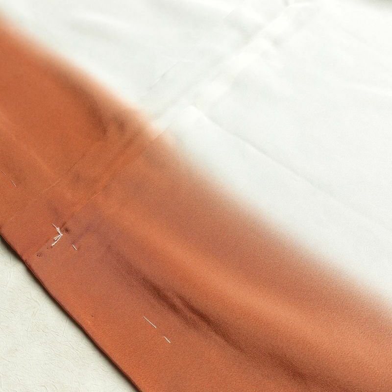 小紋 良品 縮緬 総柄 正絹 木の葉・植物柄 袷仕立て 身丈160cm 裄丈67cm 一部しつけ糸付き 着物 茶_画像19