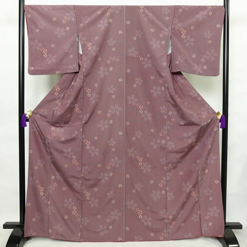 小紋 ポリエステル 縞柄・線柄 身丈168cm 裄丈69cm 桜 小豆・エンジ_画像1