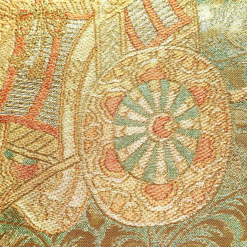 袋帯 六通柄 フォーマル用 正絹 古典柄 箔 金糸 御所車 帯 金・銀_画像4