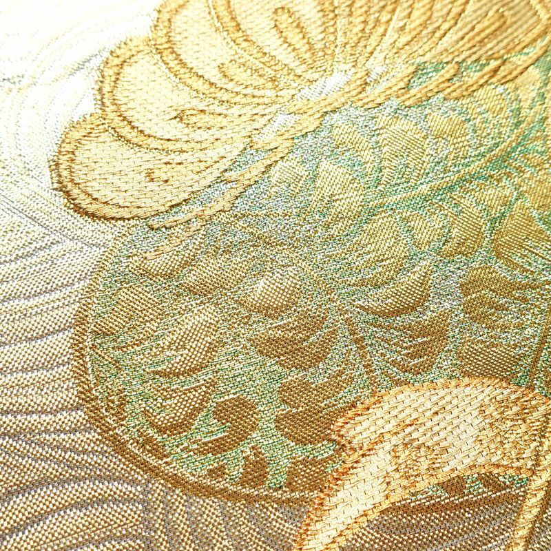 袋帯 六通柄 フォーマル用 正絹 古典柄 箔 金糸 御所車 帯 金・銀_画像6