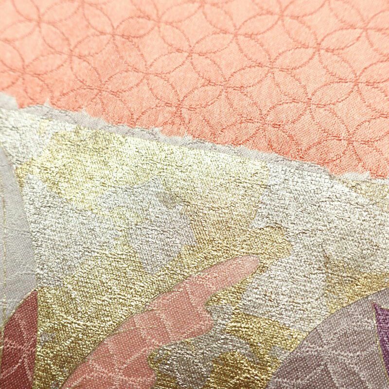 訪問着 綸子 絞り 正絹 古典柄 袷仕立て 身丈160cm 裄丈64.5cm 箔 共八掛 金彩 フォーマル 着物 サーモンピンク ピンク_画像10