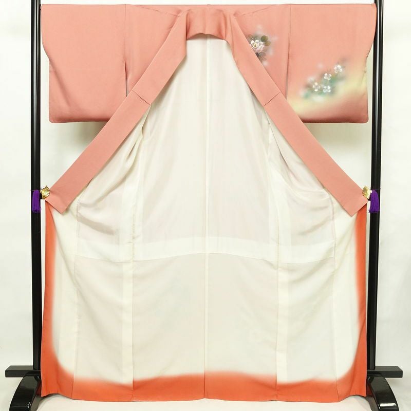 付け下げ 正絹 花柄 袷仕立て 身丈168.5cm 裄丈68cm 箔 フォーマル 着物 ピンク_画像3