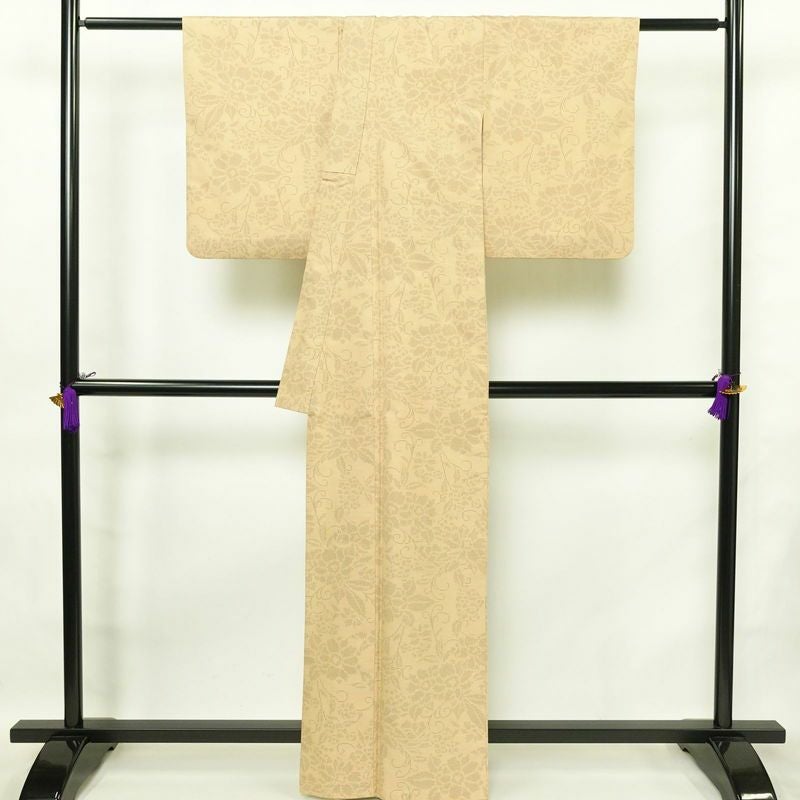 紬 良品 正絹 花柄 袷仕立て 身丈162cm 裄丈65.5cm 着物 ベージュ_画像2
