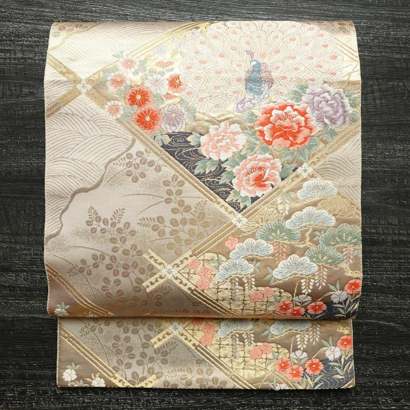 袋帯 六通柄 本金箔 フォーマル用 正絹 古典柄 箔 クリーム_画像1