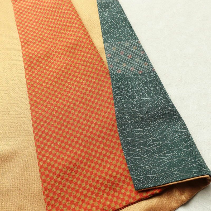 付け下げ 良品 正絹 古典柄 袷仕立て 身丈163.5cm 裄丈65cm フォーマル 着物 緑・うぐいす色_画像12