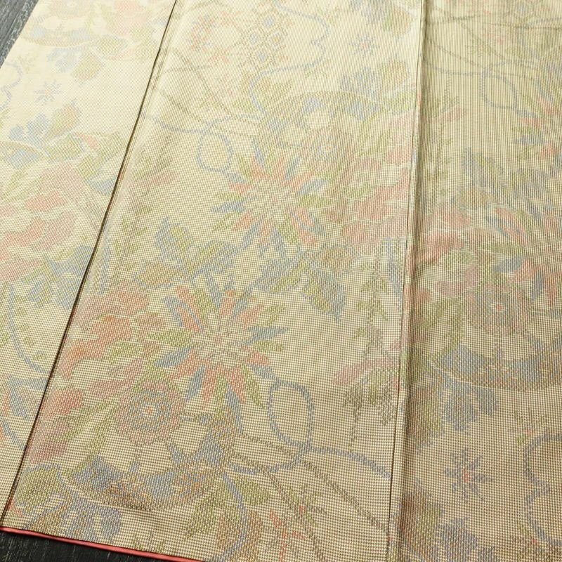 紬 正絹 木の葉・植物柄 袷仕立て 身丈151cm 裄丈63cm 一部しつけ糸付き 着物 ベージュ_画像4