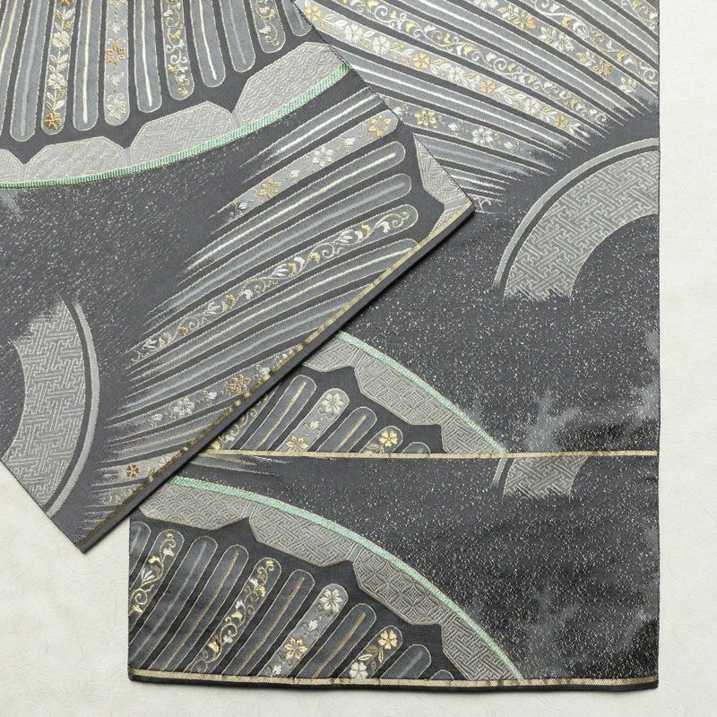 袋帯 湖東焼燭台文 六通柄 良品 フォーマル用 正絹 古典柄 金糸 帯 グレー_画像12