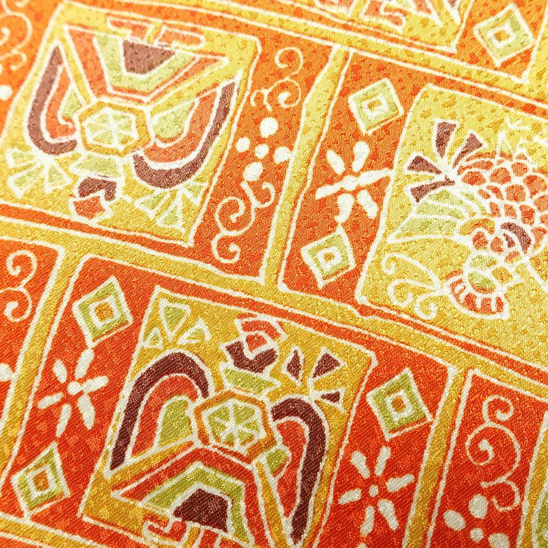 小紋 ポリエステル 幾何学柄・抽象柄 袷仕立て 身丈159cm 裄丈66.5cm 着物 橙_画像8
