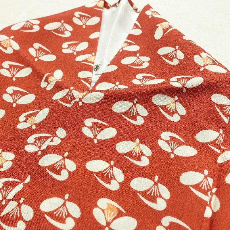 小紋 良品 縮緬 総柄 ポリエステル 花柄 袷仕立て 身丈164cm 裄丈64.5cm 着物 赤・朱_画像16