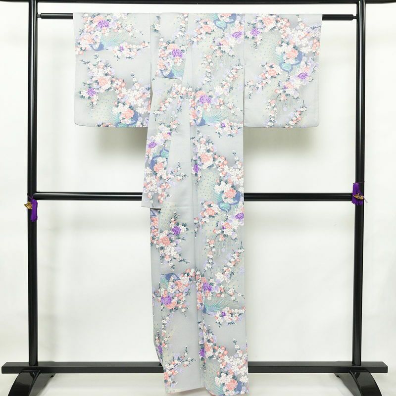 小紋 ポリエステル 花柄 袷仕立て 身丈159cm 裄丈65cm 着物 孔雀 グレー_画像2
