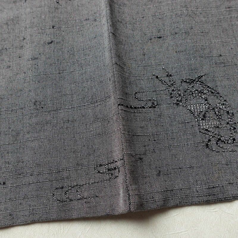 単衣 紬 正絹 古典柄 単衣仕立て 身丈157cm 裄丈63cm 一部しつけ糸付き 着物 紫・藤色_画像9