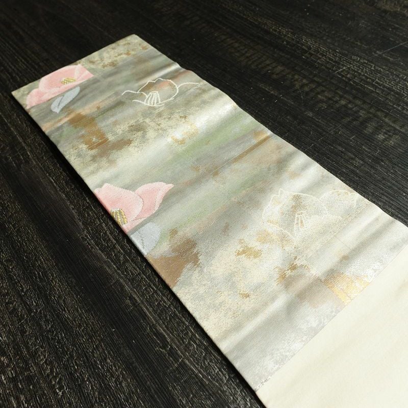 名古屋帯 六通柄 良品 正絹 花柄 名古屋仕立て 箔 金糸 椿 帯 金・銀_画像17