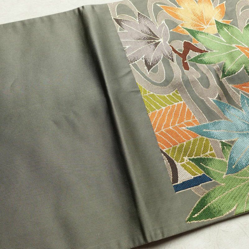 袋帯 六通柄 フォーマル用 正絹 花柄 金糸 帯 紅葉 グレー_画像14