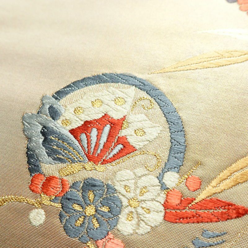 名古屋帯 太鼓柄 良品 正絹 蝶・昆虫柄 名古屋仕立て 箔 刺繍 金糸 帯 グレー_画像6