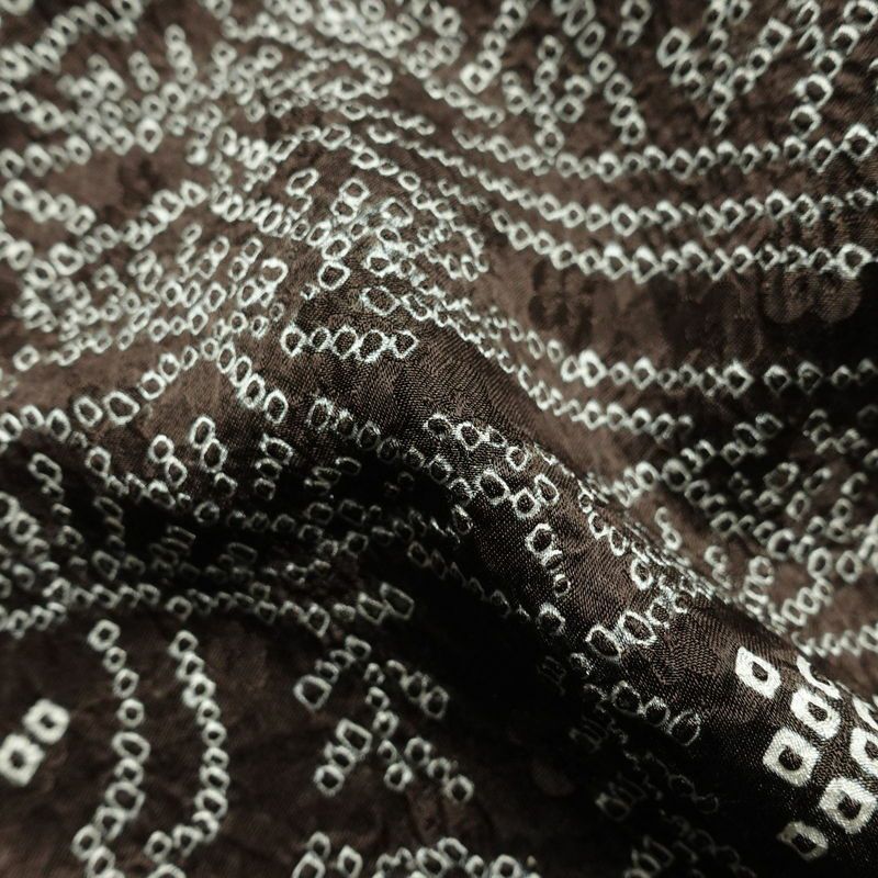 付け下げ 美品 小紋柄 しつけ糸付き 絞り 正絹 木の葉・植物柄 袷仕立て 身丈155.5cm 裄丈65cm 着物 茶_画像21