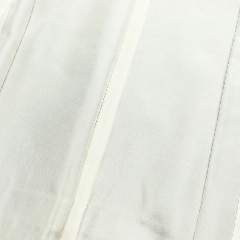 大島紬 良品 証紙なし 正絹 木の葉・植物柄 袷仕立て 身丈160.5cm 裄丈64cm 一部しつけ糸付き 着物 緑・うぐいす色_画像18