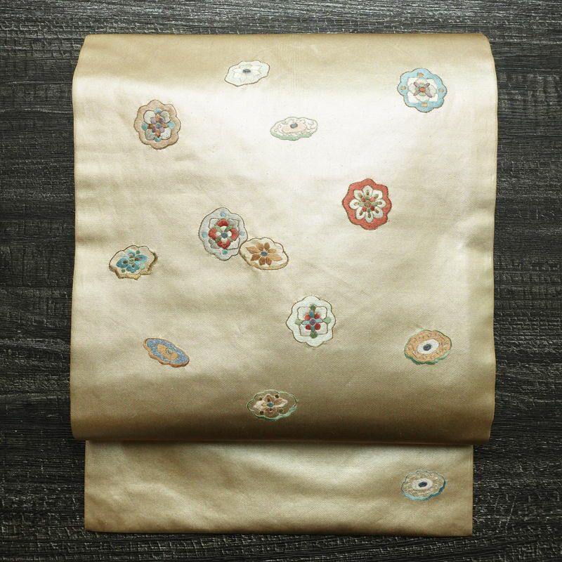 名古屋帯 太鼓柄 正絹 幾何学柄・抽象柄 名古屋仕立て 箔 刺繍 帯 黄・黄土色_画像1