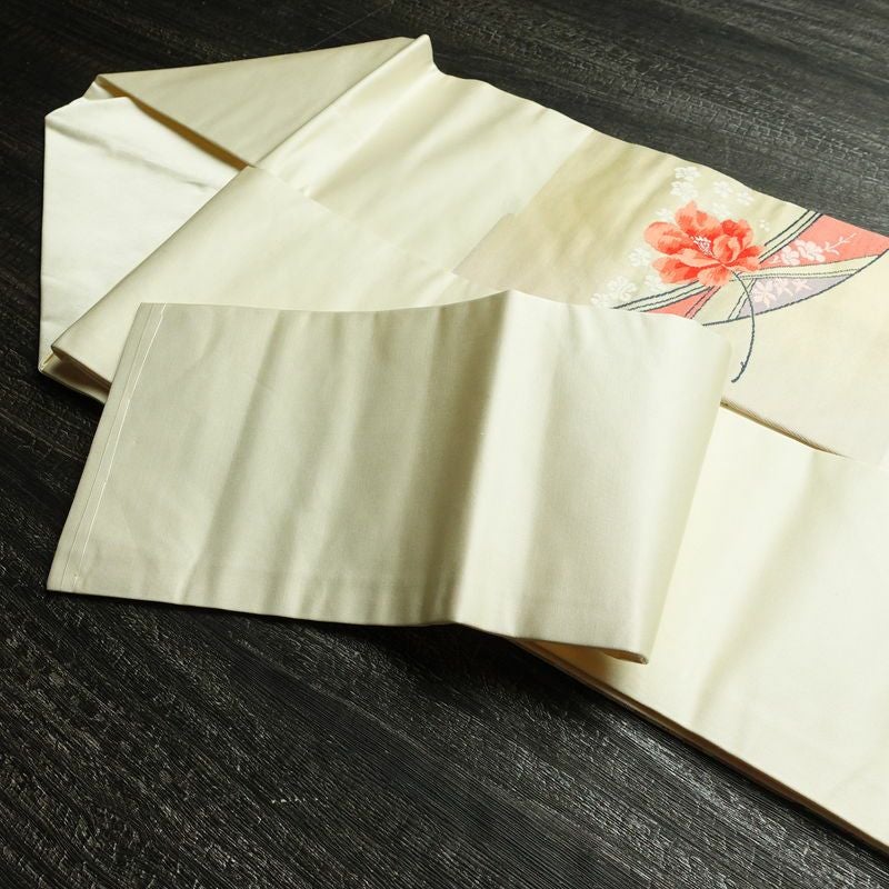 名古屋帯 太鼓柄 美品 しつけ糸付き 正絹 花柄 名古屋仕立て 箔 刺繍 帯 白_画像20