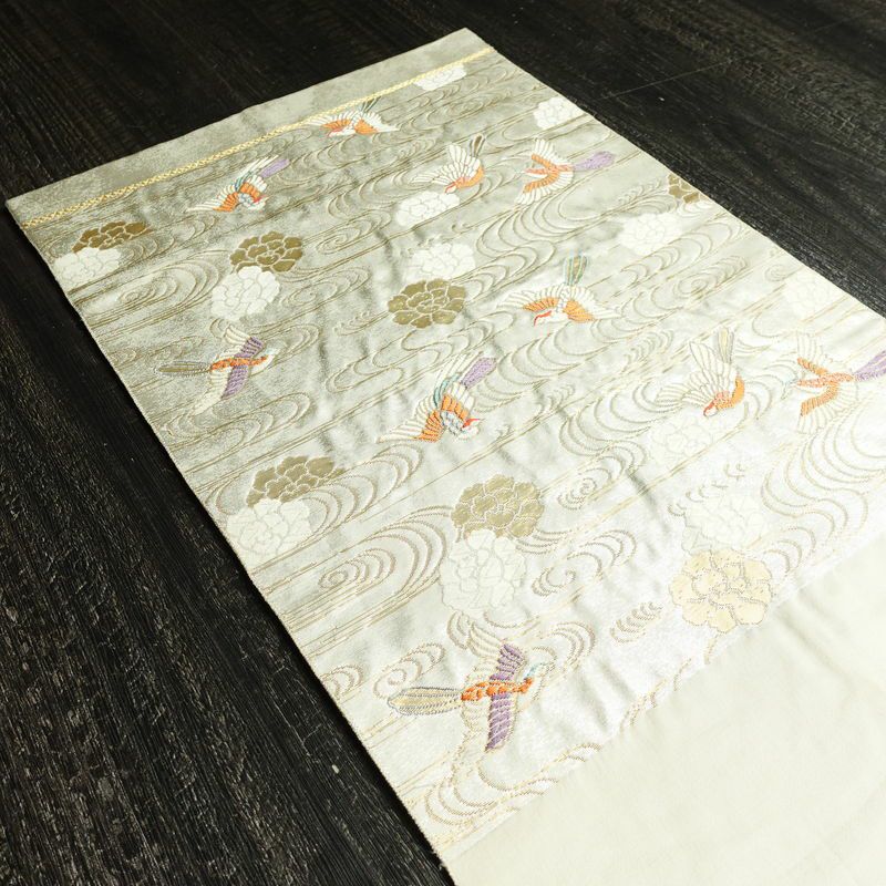 袋帯 六通柄 フォーマル用 正絹 人物・動物柄 箔 金糸 帯 白_画像16