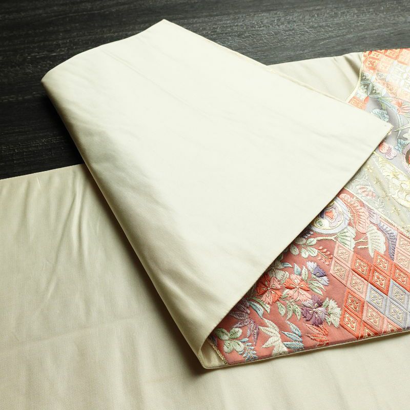 袋帯 六通柄 フォーマル用 正絹 古典柄 箔 刺繍 帯 亀甲 扇面 松 クリーム_画像10