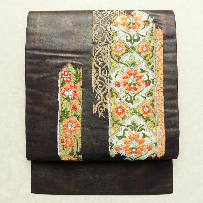 名古屋帯 太鼓柄 正絹 木の葉・植物柄 名古屋仕立て 箔 金糸 帯 紫・藤色_画像1