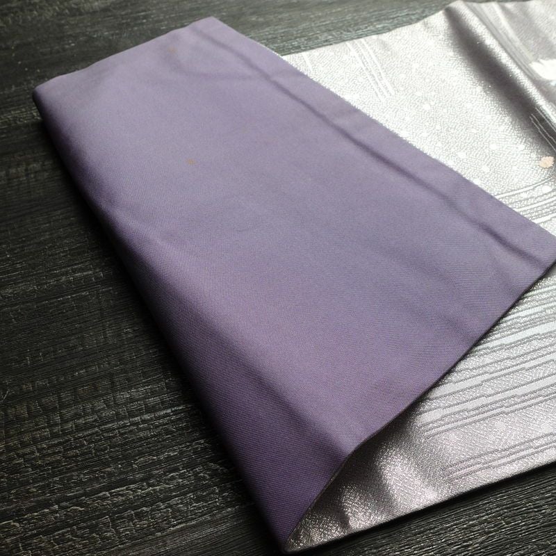 名古屋帯 太鼓柄 良品 正絹 花柄 名古屋仕立て 箔 刺繍 金糸 帯 紫・藤色_画像9
