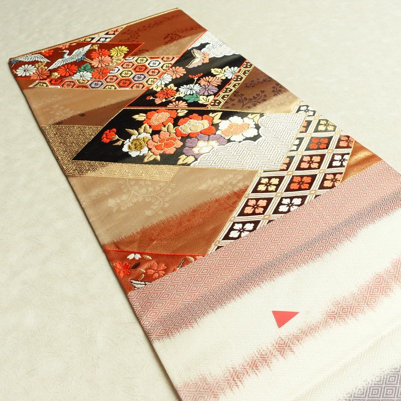 袋帯 六通柄 良品 フォーマル用 正絹 古典柄 箔 金糸 帯 多色使い_画像17