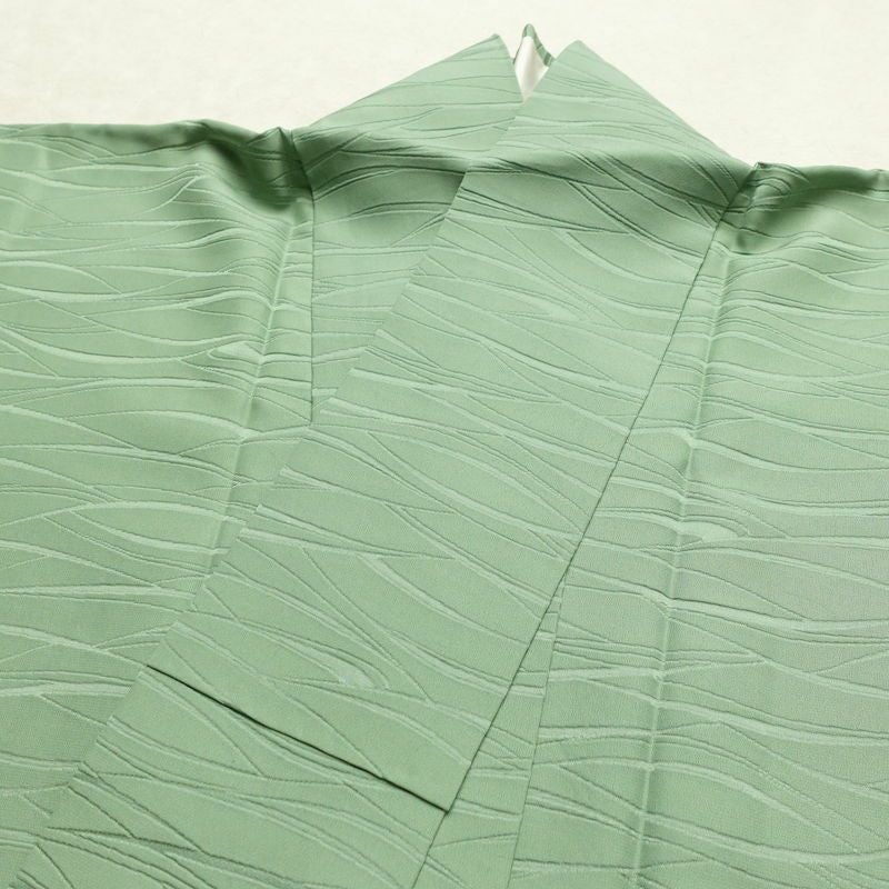 色無地 一つ紋付き 正絹 木の葉・植物柄 袷仕立て 身丈153cm 裄丈64.5cm 一部しつけ糸付き 着物 緑・うぐいす色_画像16