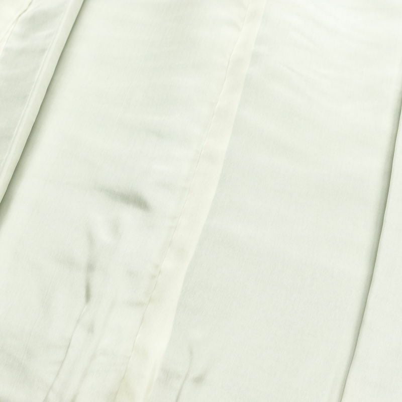 色無地 一つ紋付き 正絹 木の葉・植物柄 袷仕立て 身丈153cm 裄丈64.5cm 一部しつけ糸付き 着物 緑・うぐいす色_画像18