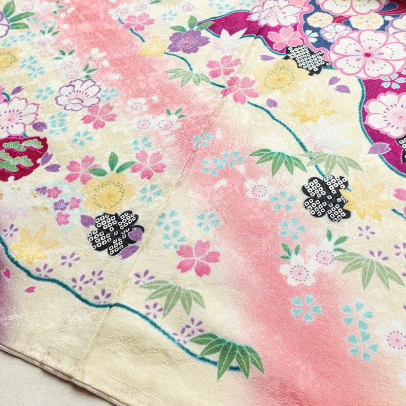 振袖 美品 しつけ糸付き 金駒刺繍 正絹 花柄 袷仕立て 身丈169cm 裄丈69.5cm 金彩 フォーマル 着物 二十歳 ピンク_画像12