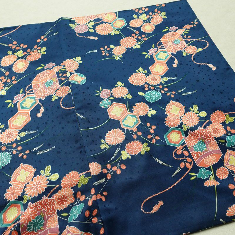 小紋 ポリエステル 古典柄 袷仕立て 身丈153cm 裄丈63.5cm 着物 青・紺_画像11