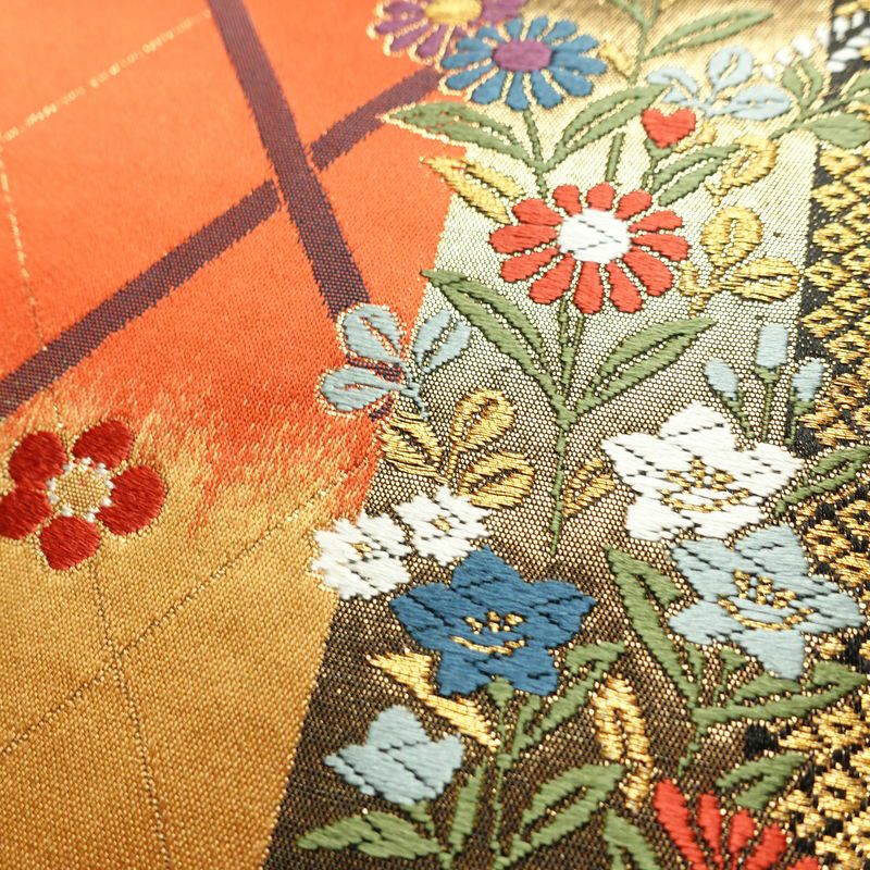 袋帯 リバーシブル 全通柄 美品 フォーマル用 正絹 花柄 箔 金糸 帯 多色使い_画像4