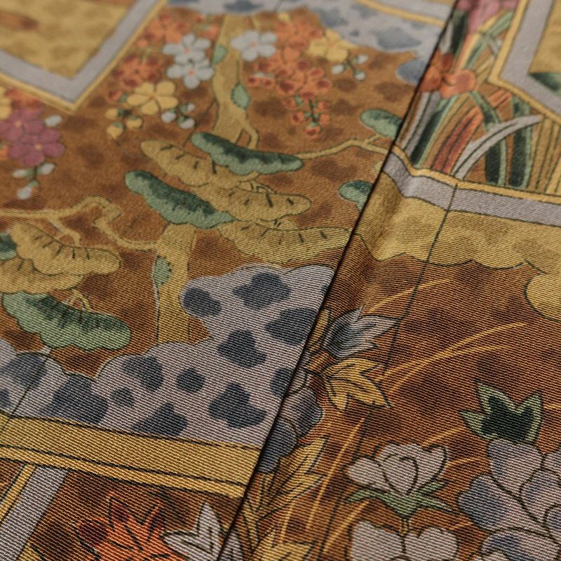 小紋 縮緬 総柄 正絹 古典柄 袷仕立て 身丈157cm 裄丈63.5cm 着物 茶_画像9