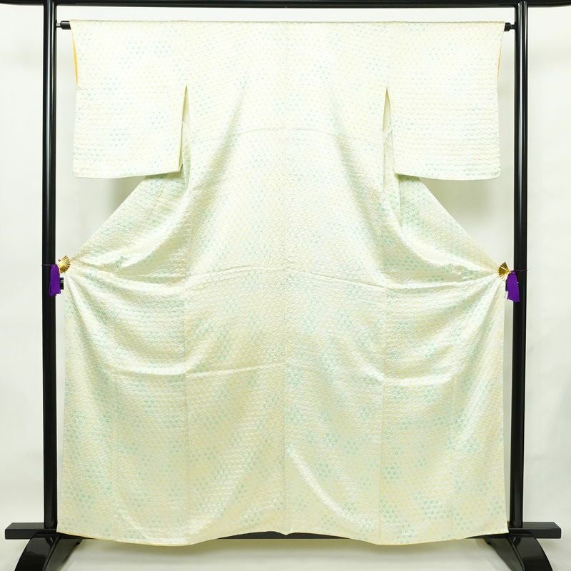 小紋 絞り しつけ糸付き 正絹 古典柄 袷仕立て 身丈160cm 裄丈65.5cm 着物 クリーム_画像1