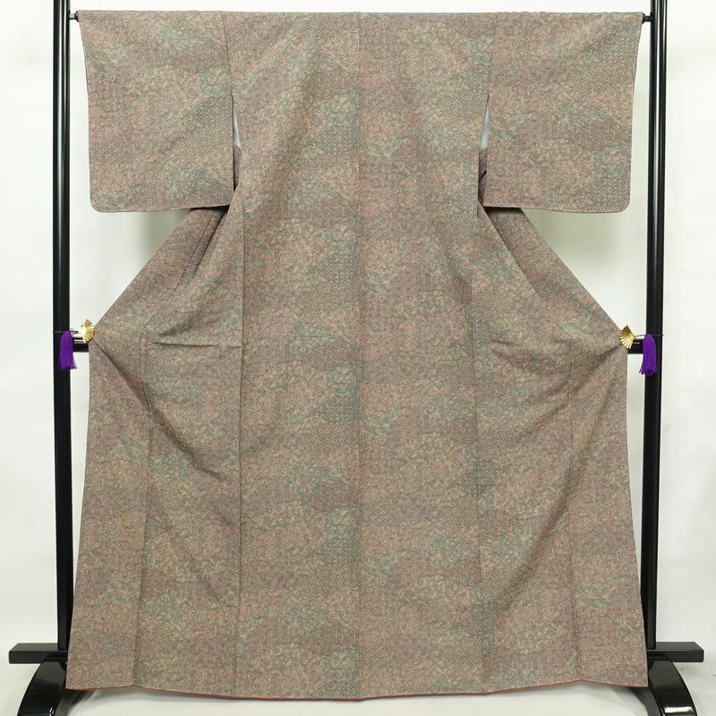 小紋 良品 しつけ糸付き 縮緬 総柄 ポリエステル 木の葉・植物柄 袷仕立て 身丈166cm 裄丈66cm 着物 多色使い_画像1