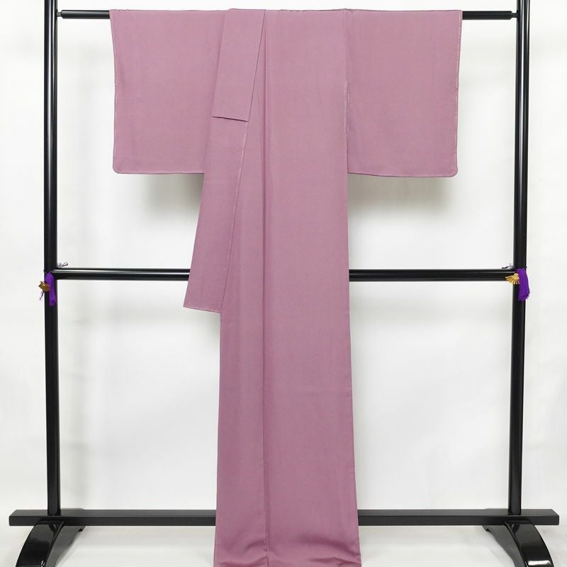 色無地 古法草木染 しつけ糸付き 鮫小紋 正絹 流水・波柄 袷仕立て 身丈169cm 裄丈68.5cm 着物 紫・藤色_画像2