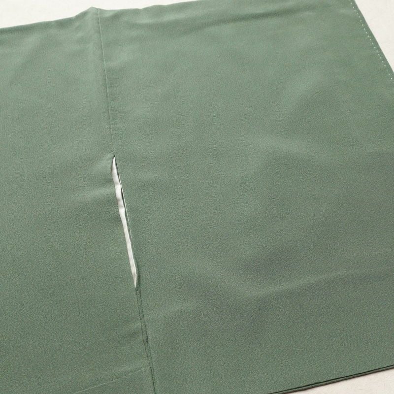 色留袖 縮緬 一つ紋付き 正絹 風景柄 袷仕立て 身丈160cm 裄丈67cm 共八掛 フォーマル 着物 緑・うぐいす色_画像16